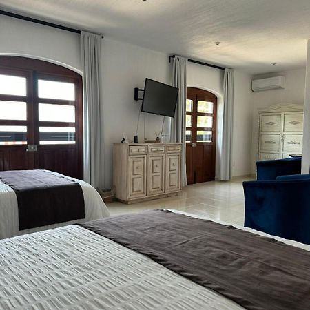 Suite Los Angeles Tecozautla Extérieur photo