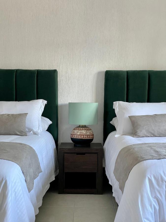 Suite Los Angeles Tecozautla Extérieur photo