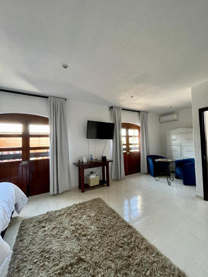 Suite Los Angeles Tecozautla Extérieur photo