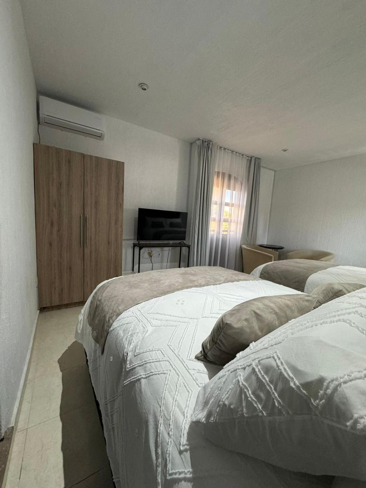Suite Los Angeles Tecozautla Extérieur photo