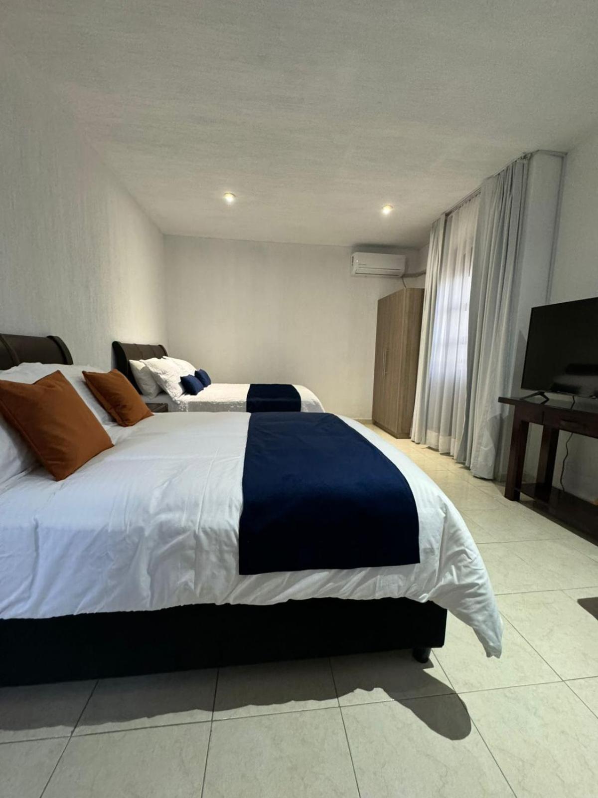 Suite Los Angeles Tecozautla Extérieur photo