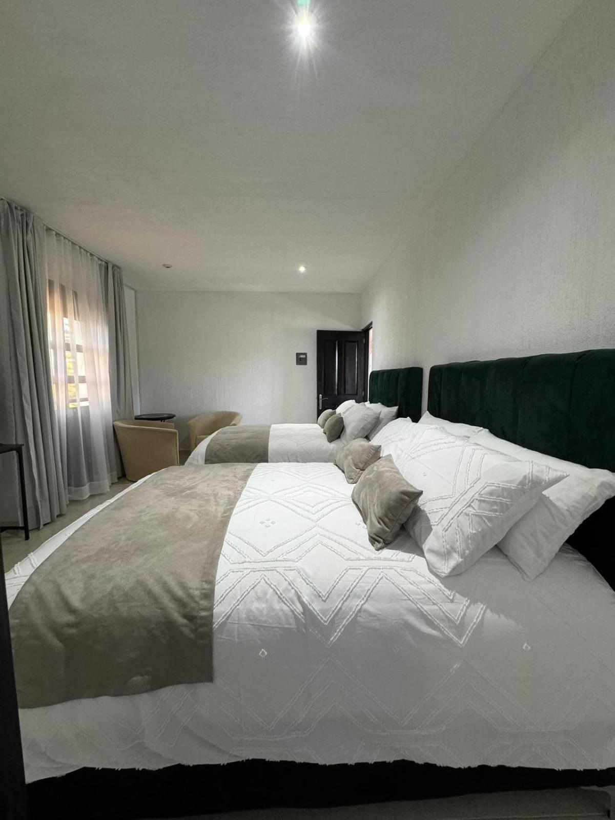 Suite Los Angeles Tecozautla Extérieur photo